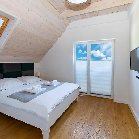Daire Forest House - Mazur Regiel